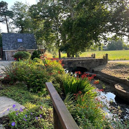 Cosy Alpine Cottage In The Heart Of Lancashire Catterall Exterior photo