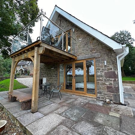 Cosy Alpine Cottage In The Heart Of Lancashire Catterall Exterior photo