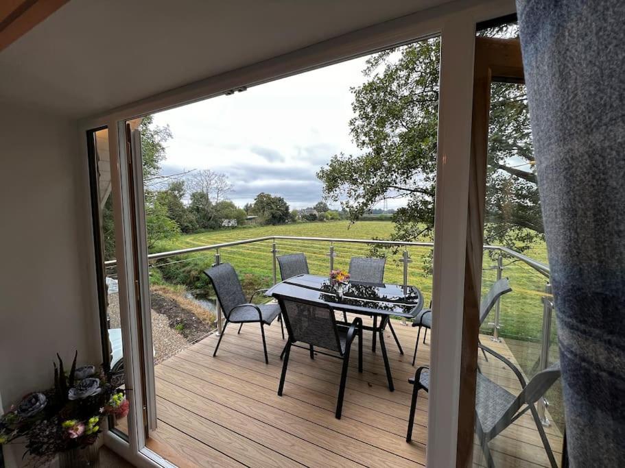 Cosy Alpine Cottage In The Heart Of Lancashire Catterall Exterior photo