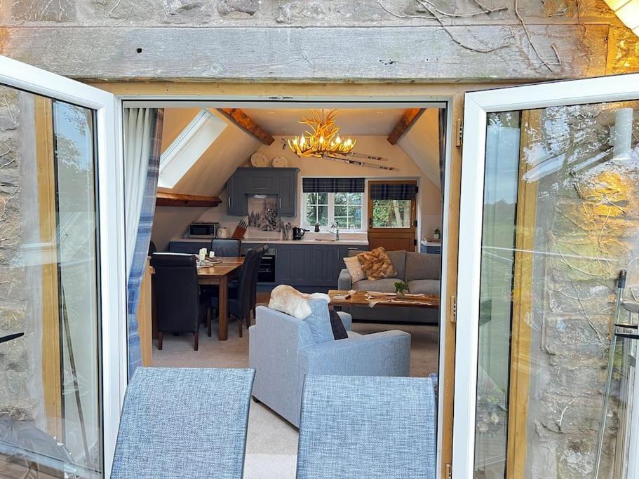Cosy Alpine Cottage In The Heart Of Lancashire Catterall Exterior photo