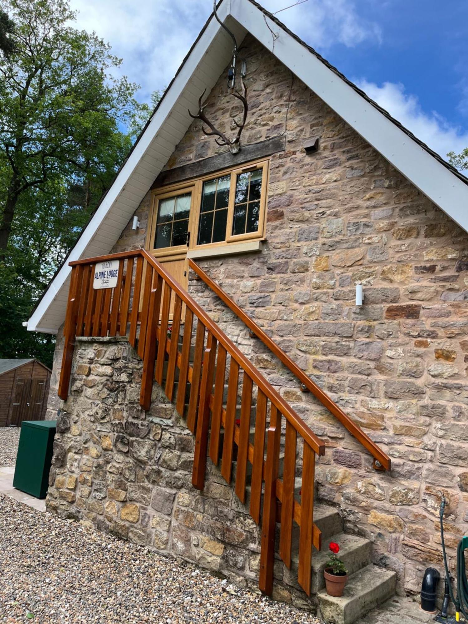 Cosy Alpine Cottage In The Heart Of Lancashire Catterall Exterior photo