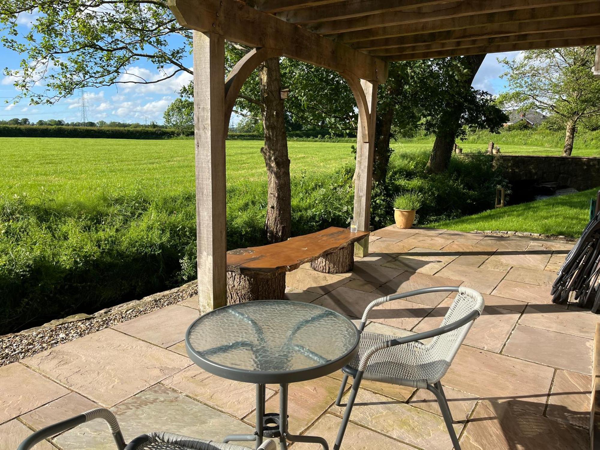 Cosy Alpine Cottage In The Heart Of Lancashire Catterall Exterior photo